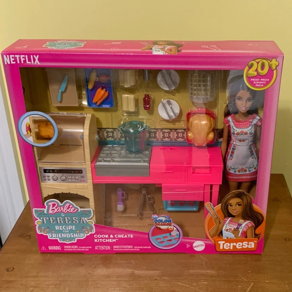NIB Barbie Teresa Kitchen PlaysetRecipe for Friendship Tamales